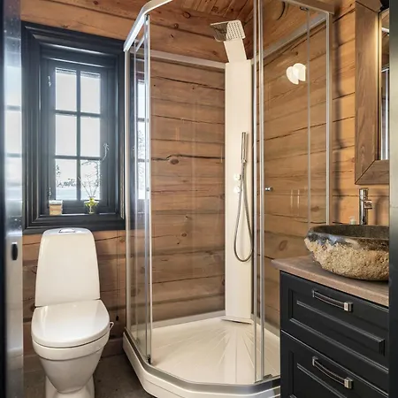 Modern Log With Hot Tub And Sauna Veggli