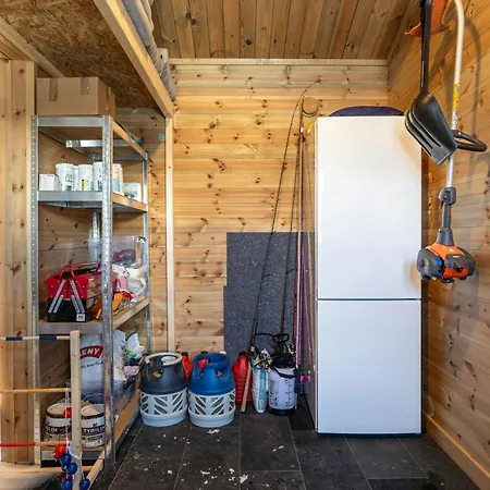 Сasa de vacaciones Modern Log With Hot Tub And Sauna *