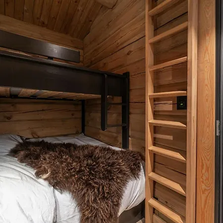 Modern Log With Hot Tub And Sauna Сasa de vacaciones Veggli