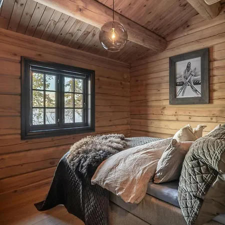 Holiday home Traditional Feel In Modern Log *