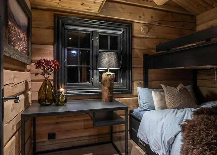 Modern Log With Hot Tub And Sauna Ferienhaus